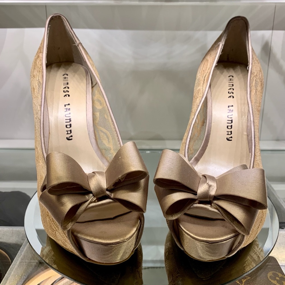 Chinese Laundry Platform Stilettos (Lace & Bows)